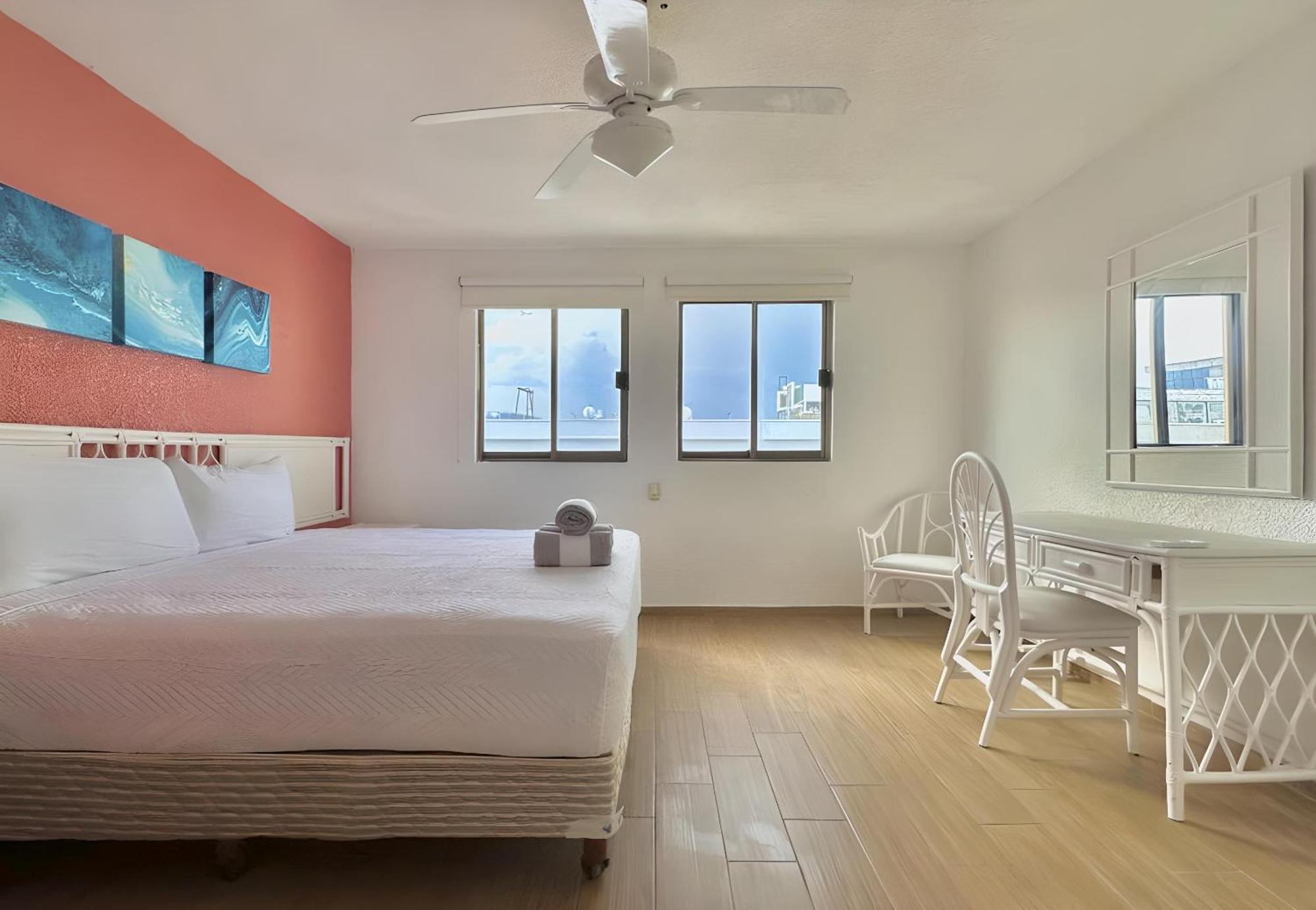 Marlin By Andiani Travel Apartment Канкун Екстериор снимка