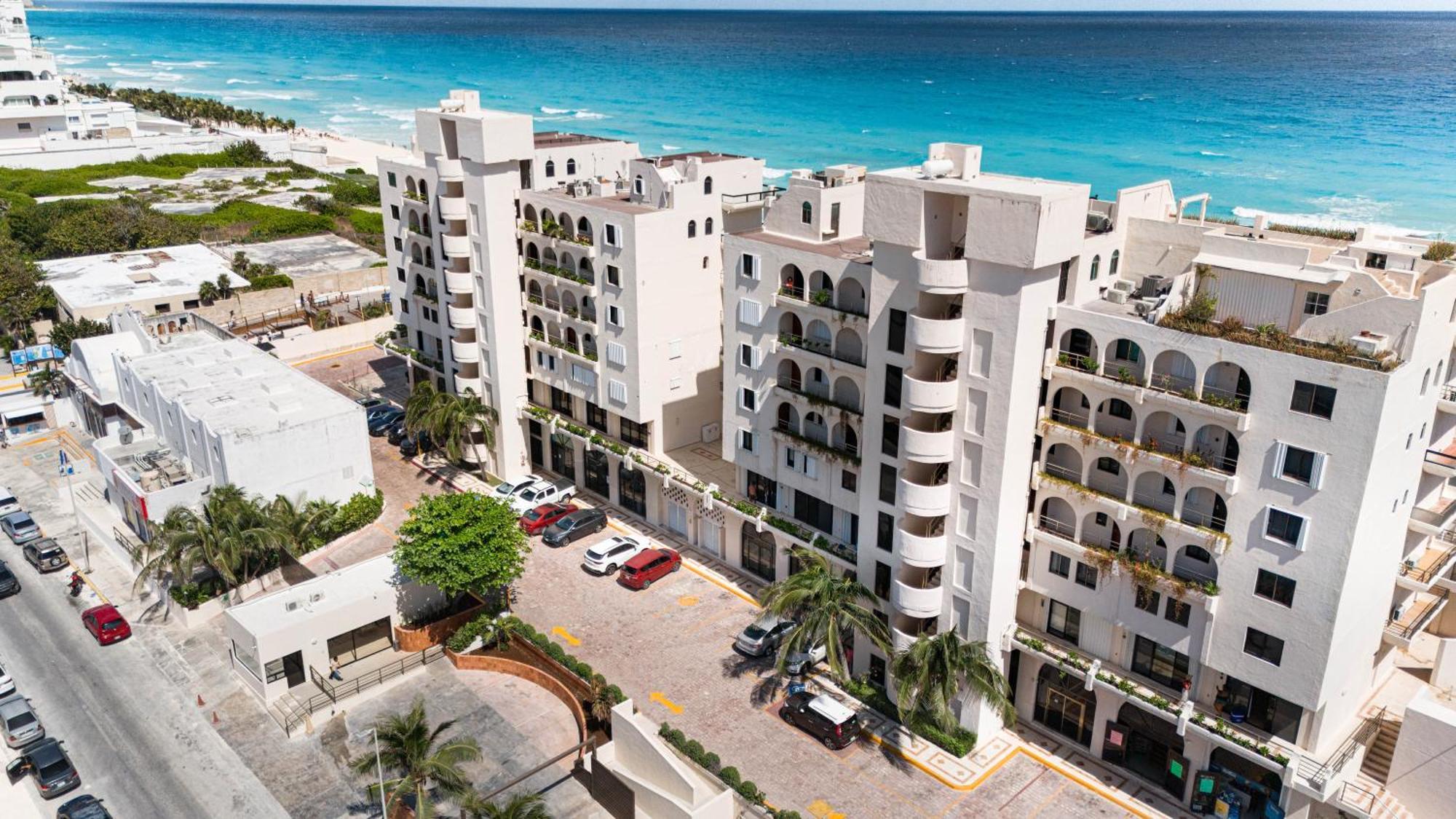 Marlin By Andiani Travel Apartment Канкун Екстериор снимка